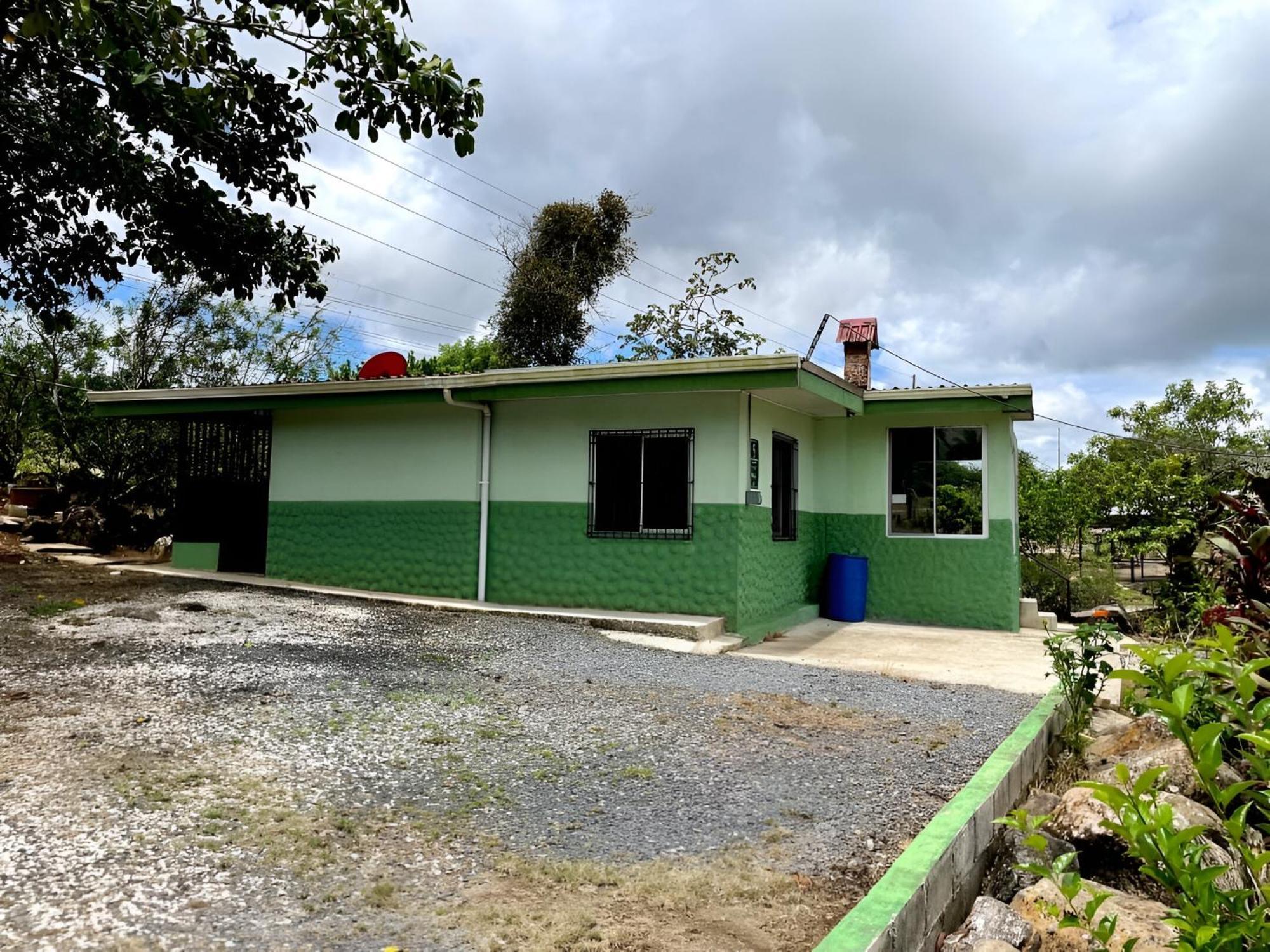 Miravalles Volcano House Guayabal  Buitenkant foto